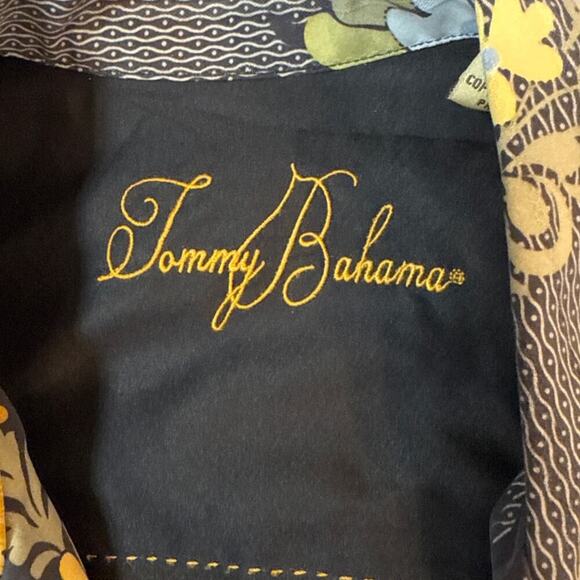 Tommy Bahama 100% Silk Mens Hawaiian Button Up Shirt Size XL Vacation Casual - Picture 3 of 8